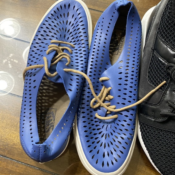 GUESS and VANS - Picture 3 of 13